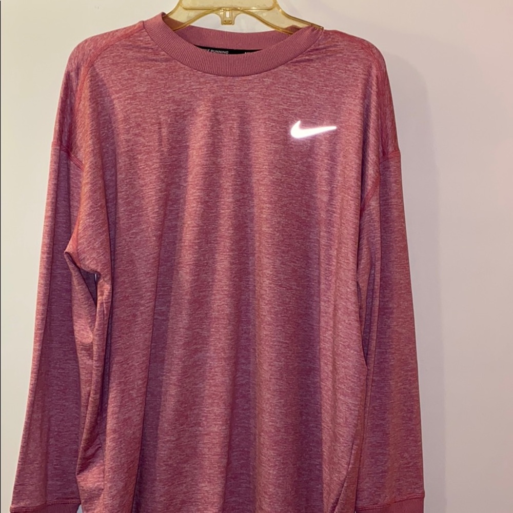 Women’s Nike Workout shirt